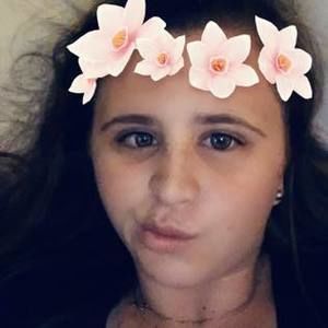 Meet your Posher, Candace-grace